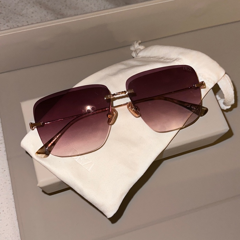 Dezi 2000s ❤️ rose gold